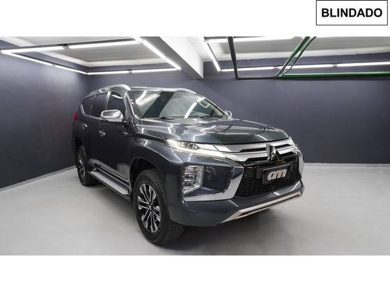 MITSUBISHI PAJERO SPORT 2.4 16V MIVEC TURBO DIESEL HPE-S AWD AUTOMÁTICO